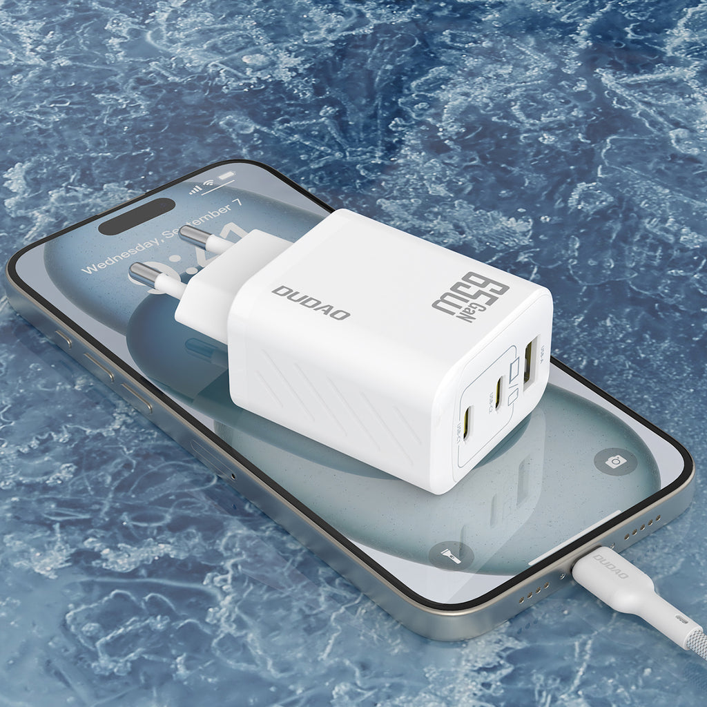Dudao A29 65W GaN sieninis įkroviklis 2 x USB-C + 1 x USB-A - baltas -- Cell phone chargers