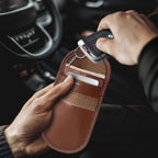 Tech-Protect KLR100 RFID dėklas raktams – rudas -- Others