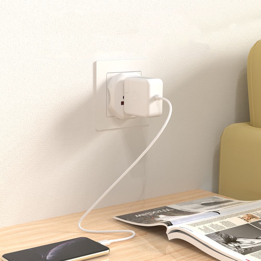 Tech-Protect Universal Travel Adapter to EU - baltas -- Cell phone cables