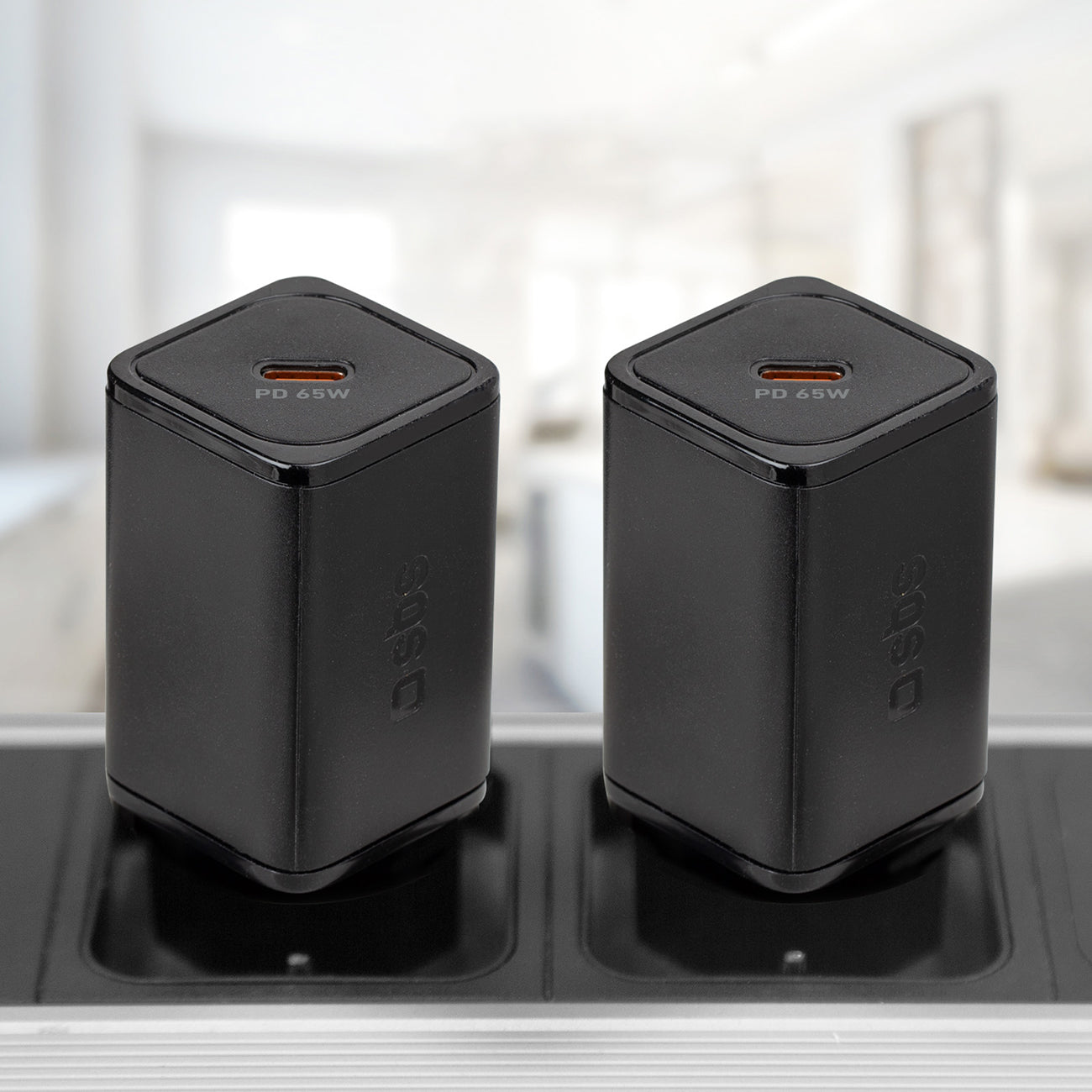 SBS TETRGAN1C65W 65W GaN Power Delivery įkroviklis - juodas