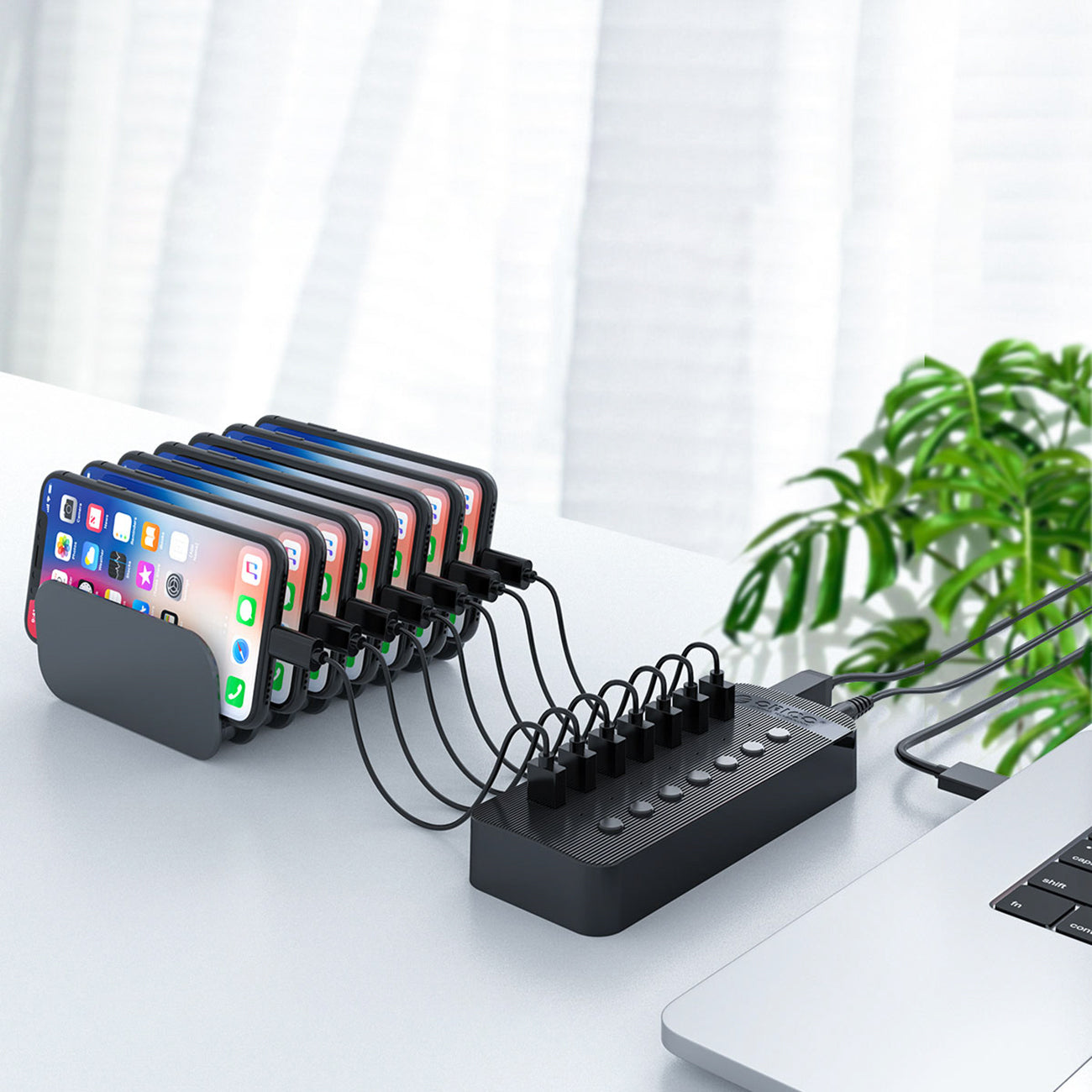 Orico CT2U3-16AB 16x USB-A 3.0 sujungimo dėžė su jungikliais - Juoda -- USB Hubs