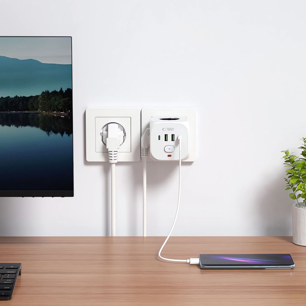 Tech-Protect PCL3x4 maitinimo ilgintuvas, 2x USB-A, 2x USB-C, 3x AC Type Schuko - baltas -- Cell phone cables