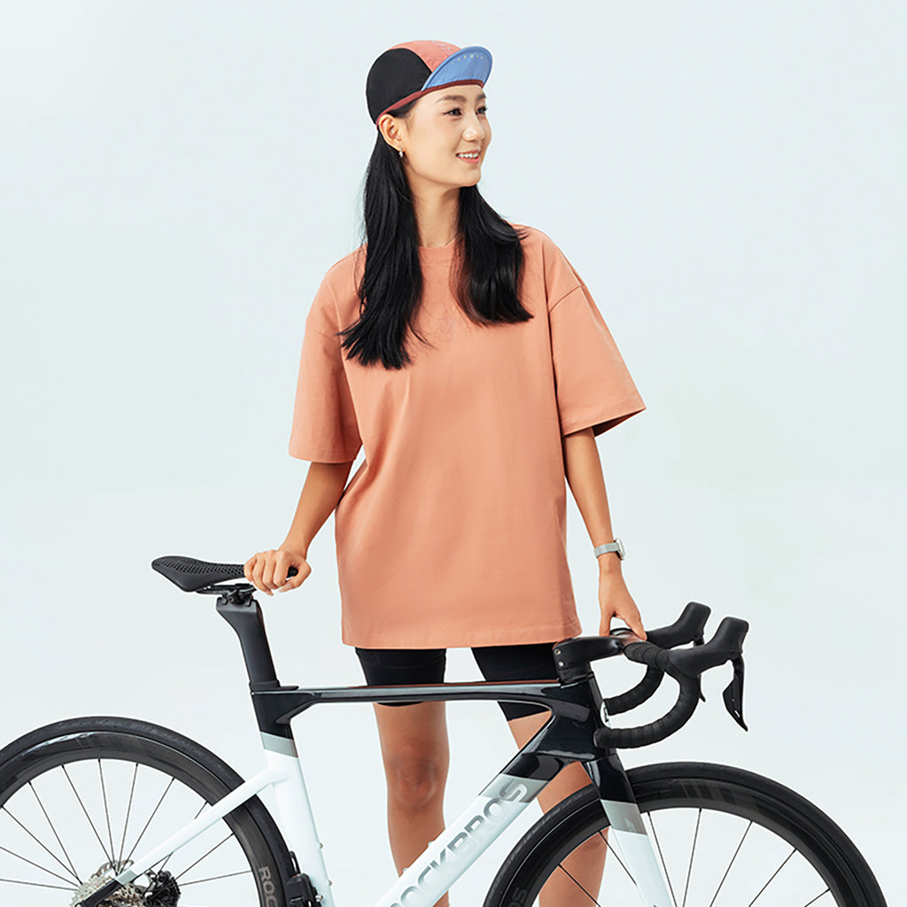Rockbros dviračio kepurė su snapeliu - raudona -- Bicycle Helmets