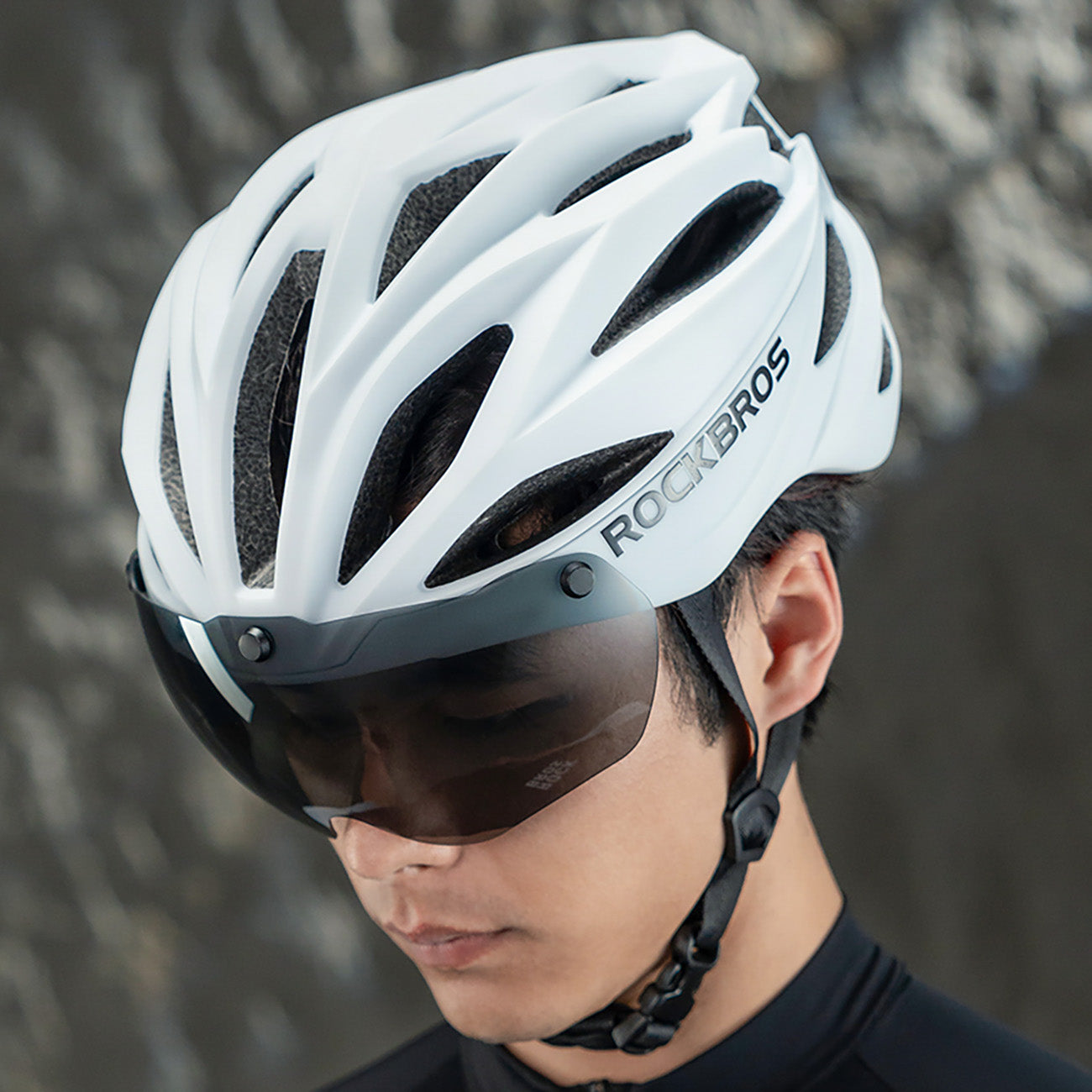 Rockbros dviračio šalmas su snapeliu, nuimamais UV apsauginiais akiniais, uniseksas – juodas/rudas -- Bicycle Helmets