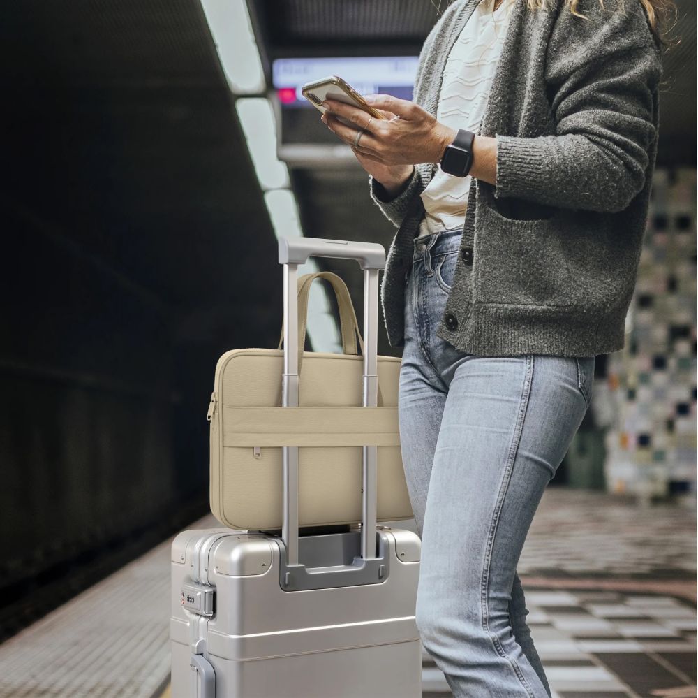 Tech-Protect nešiojamojo kompiuterio krepšys 15-16" - smėlio spalvos -- Laptop Bags