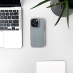 Skaidrus dėklas su blizgučiais iPhone 16e