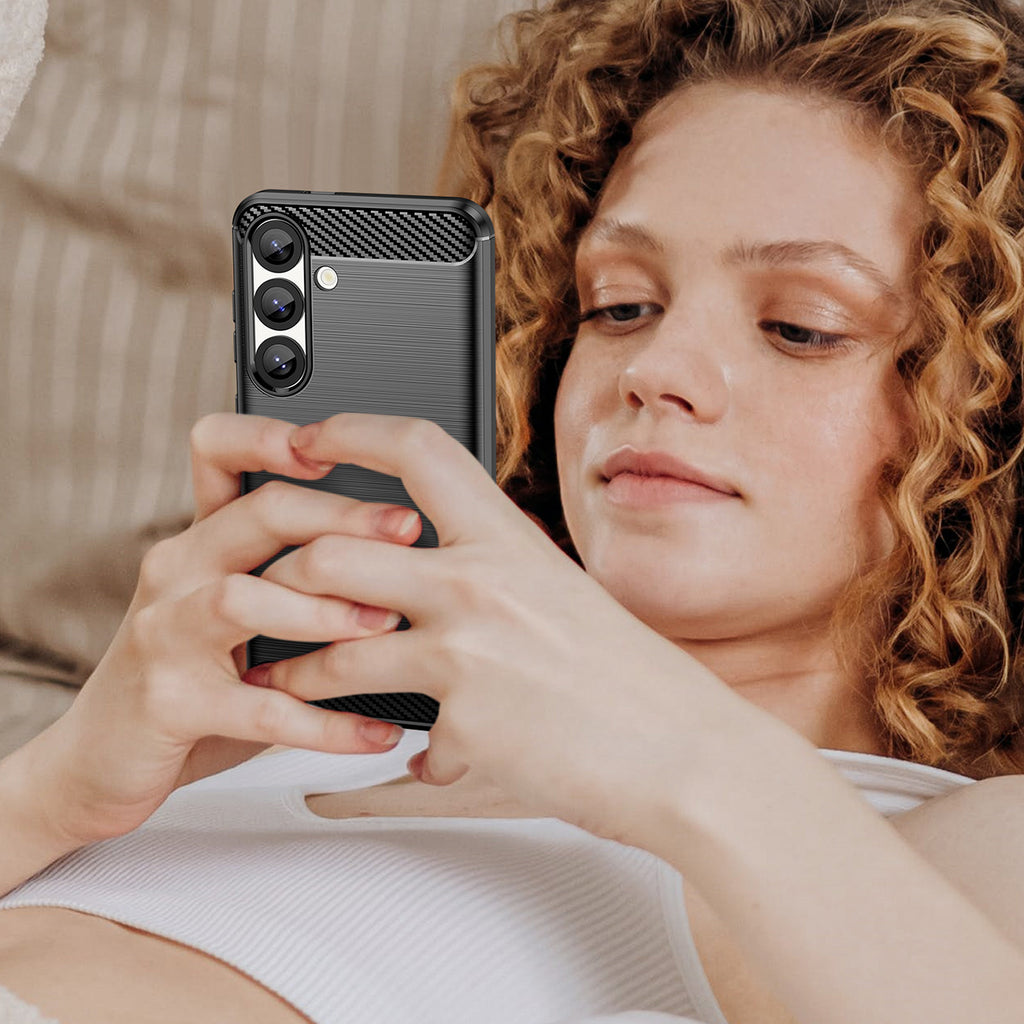 Carbon Case TPU dėklas Xiaomi Poco F7 Pro – juodas -- Xiaomi Poco F7 Pro