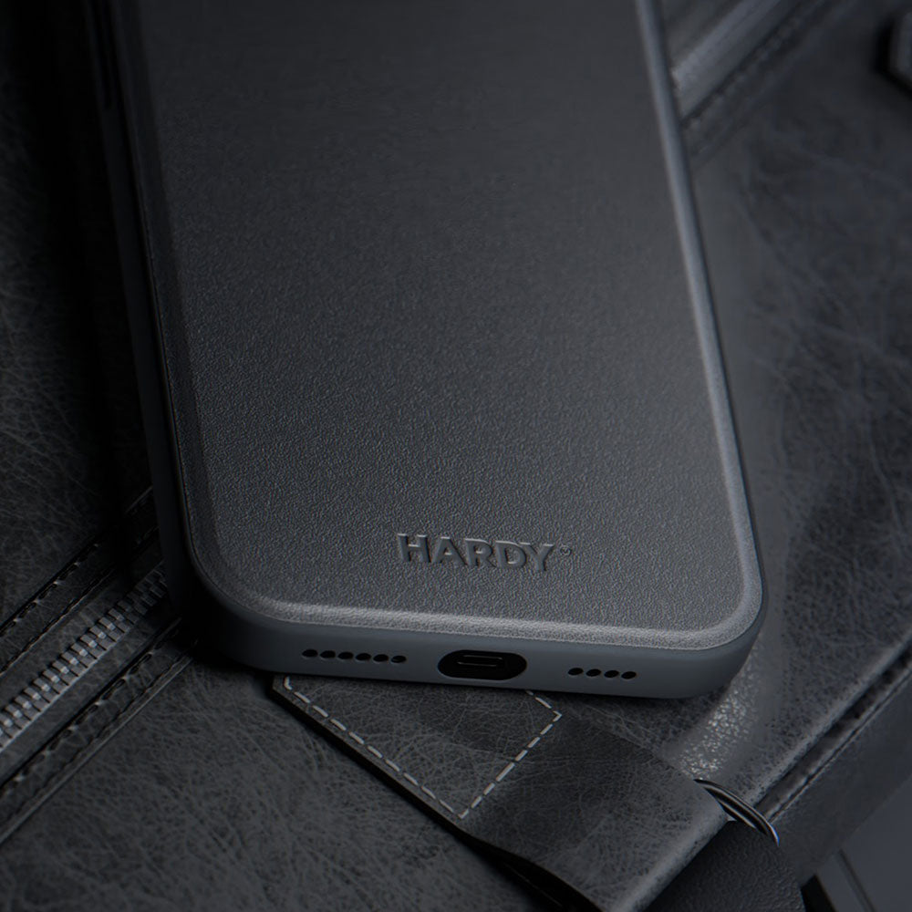 3mk Hardy Apple Silky Leather MagCase, skirtas Apple iPhone 15 Plus – juodas