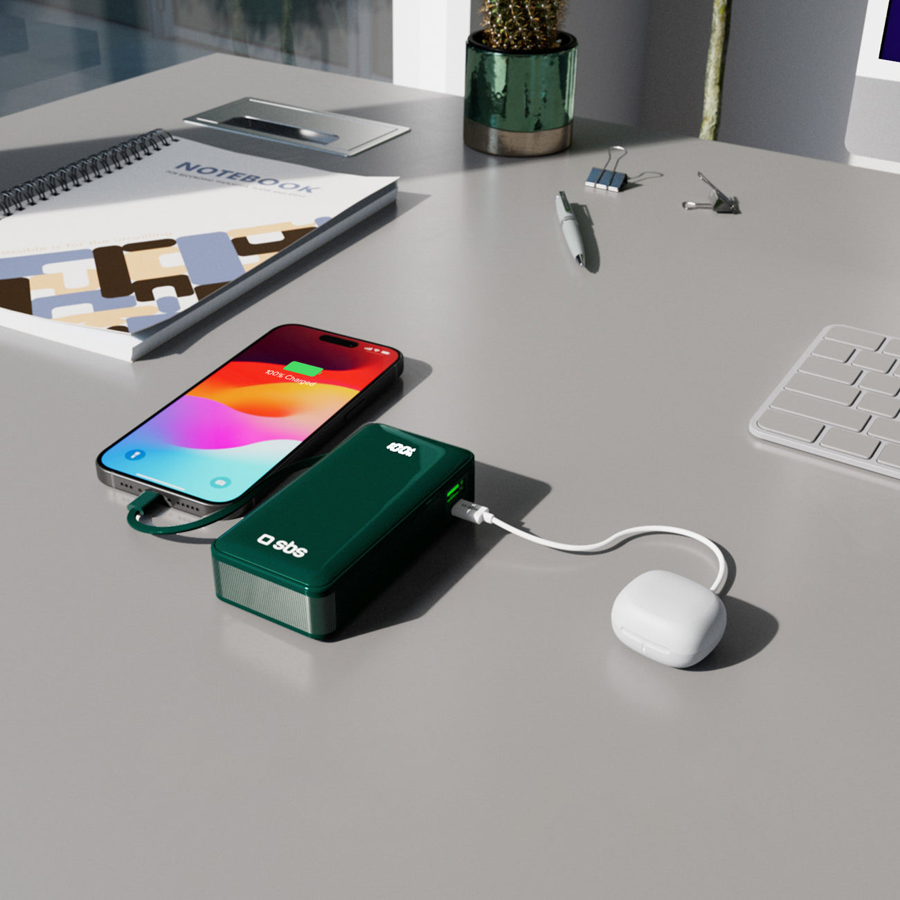 SBS išorinė baterija 10000 mAh 20W su integruotu USB-C laidu ir skaitmeniniu ekranu žalia