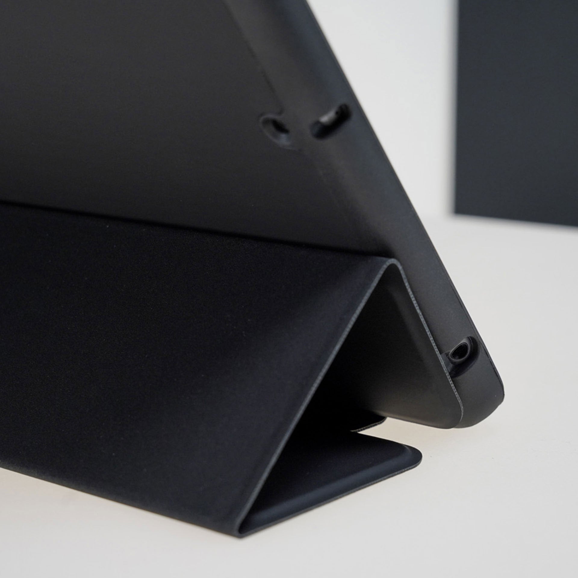 Minkštas planšetinio kompiuterio dėklas, skirtas Apple iPad Air 11 (M2/M3) – juodas -- iPad Air 11