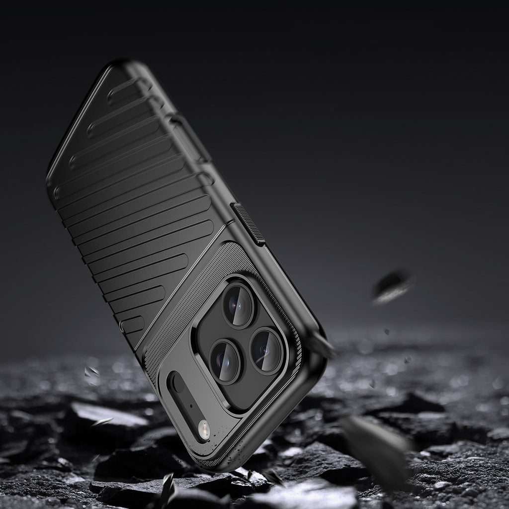 Thunder TPU dėklas iPhone 17 Pro – juodas -- iPhone 17 Pro
