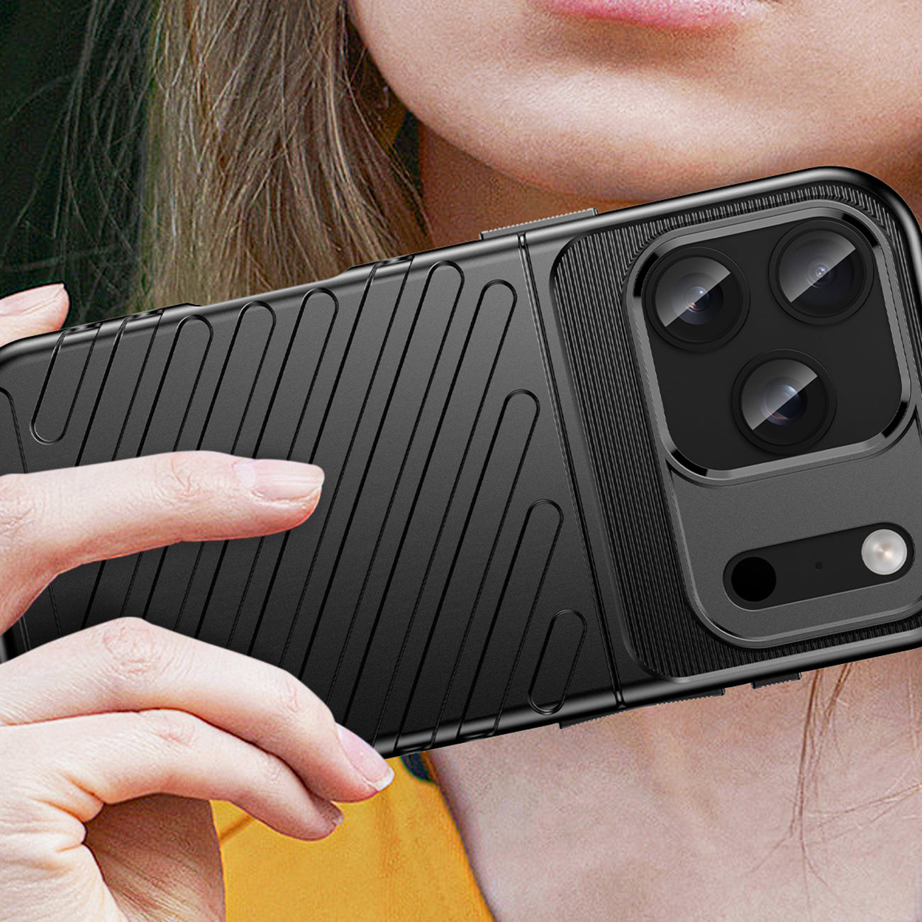 Thunder TPU dėklas iPhone 17 Pro – juodas -- iPhone 17 Pro