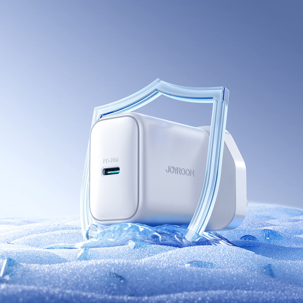 Joyroom JR-TCF20 PD 20W sieninis įkroviklis (UK kištukas) su 1m USB-C laidu - baltas -- Cell phone chargers