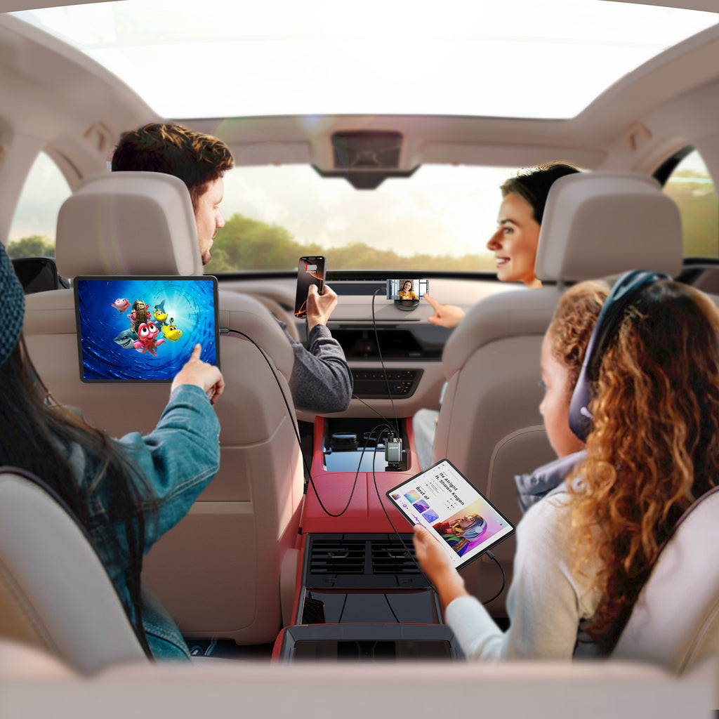 Joyroom automobilių įkroviklis JR-CCL05 30W 4-in-1 su 2 integruotais įtraukiamais laidais, tamsiai pilkas