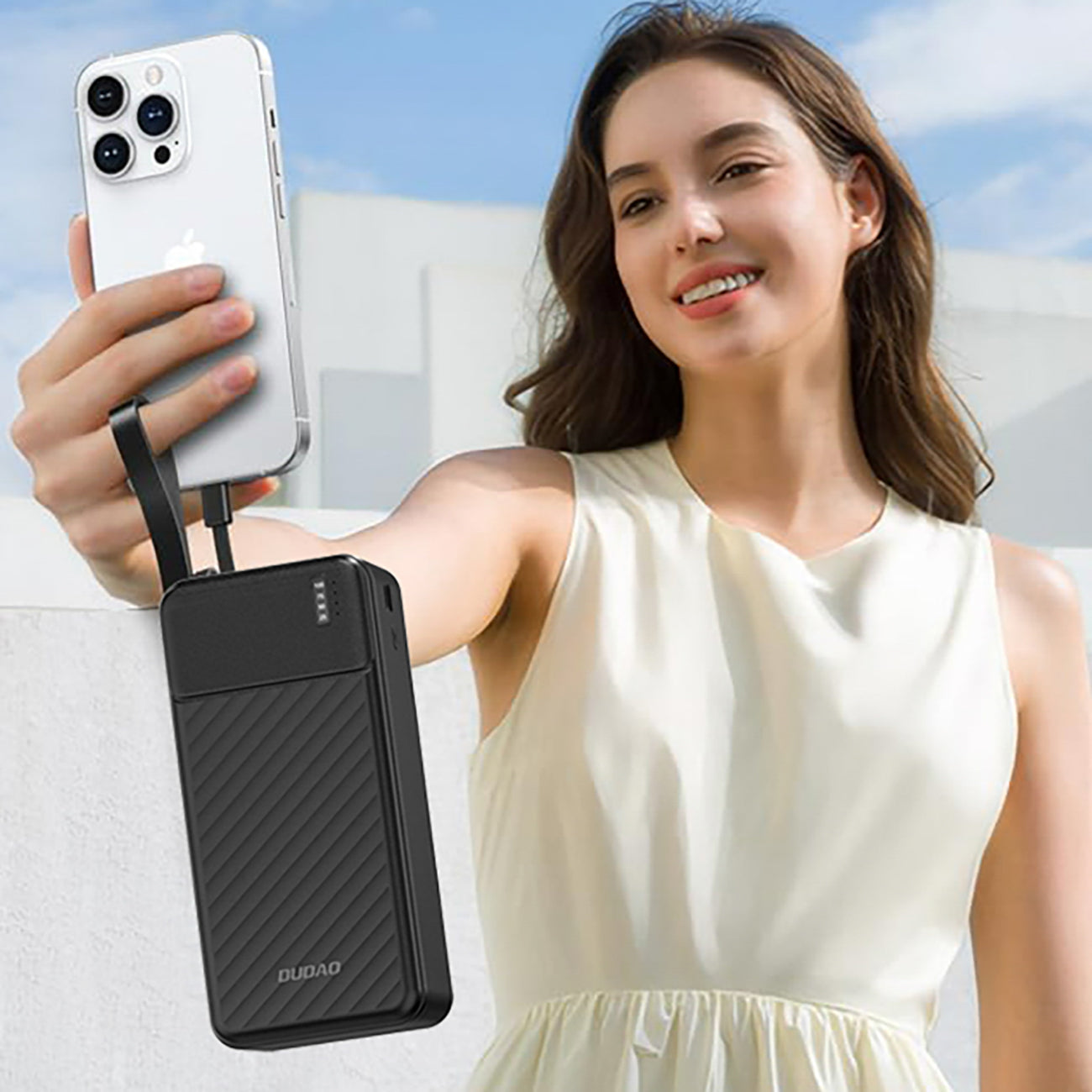 Dudao išorinė baterija K11 Max 30000mAh su integruotais laidais juoda