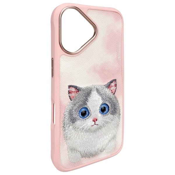 Nimmy Big Eyed Pet 2.0 Cat dėklas iPhone 16 – rožinis