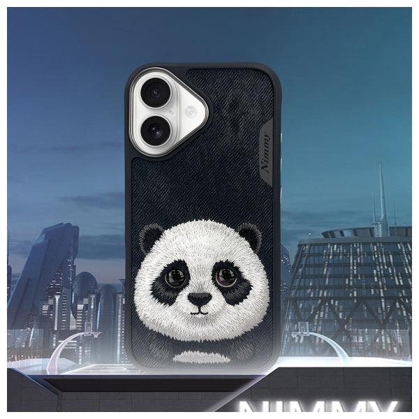 Nimmy Big Eyed Pet 2.0 Panda dėklas iPhone 16 – juodas