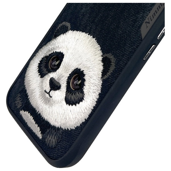 Nimmy Big Eyed Pet 2.0 Panda dėklas iPhone 16 – juodas