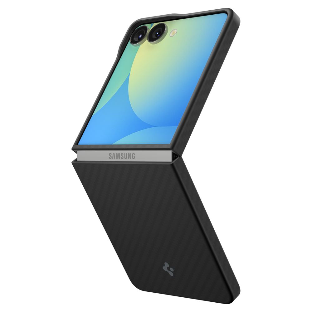 Spigen AirSkin aramidinis dėklas Galaxy Z Flip 7 – juodas