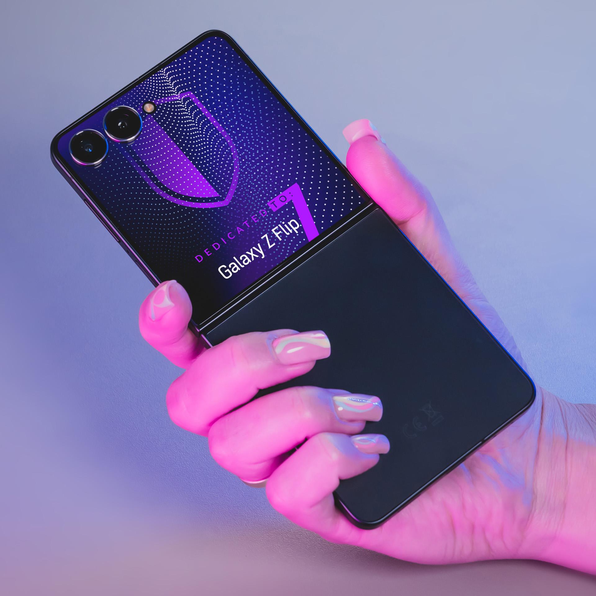 3mk SilverProtection+ Folded Edition apsauginė plėvelė, skirta Samsung Galaxy Z Flip 7 -- Samsung Galaxy Z Flip 7