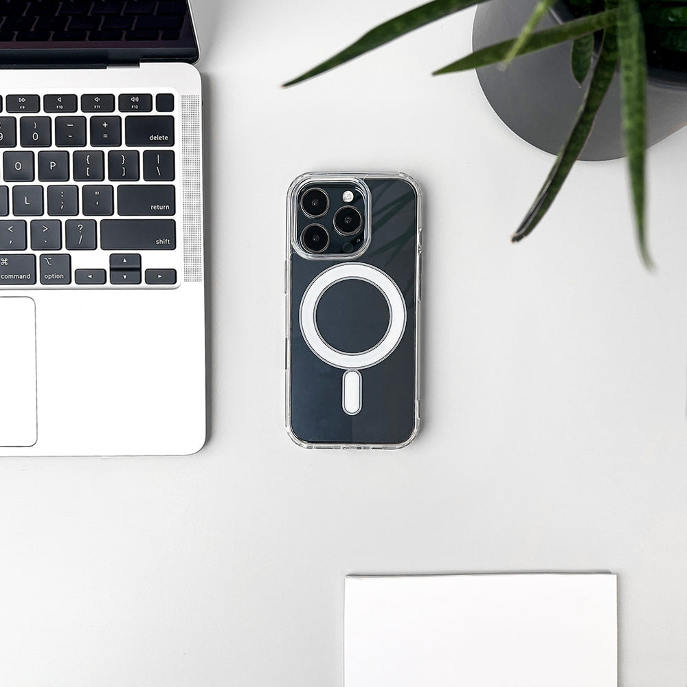 Skaidrus MagSafe dėklas iPhone 17 – Wozinsky -- iPhone 17