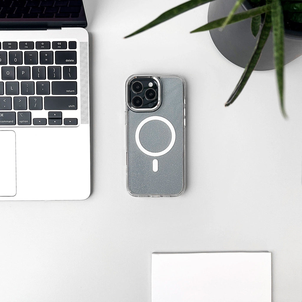 Blizgus MagSafe dėklas iPhone 17 Pro Max – skaidrus