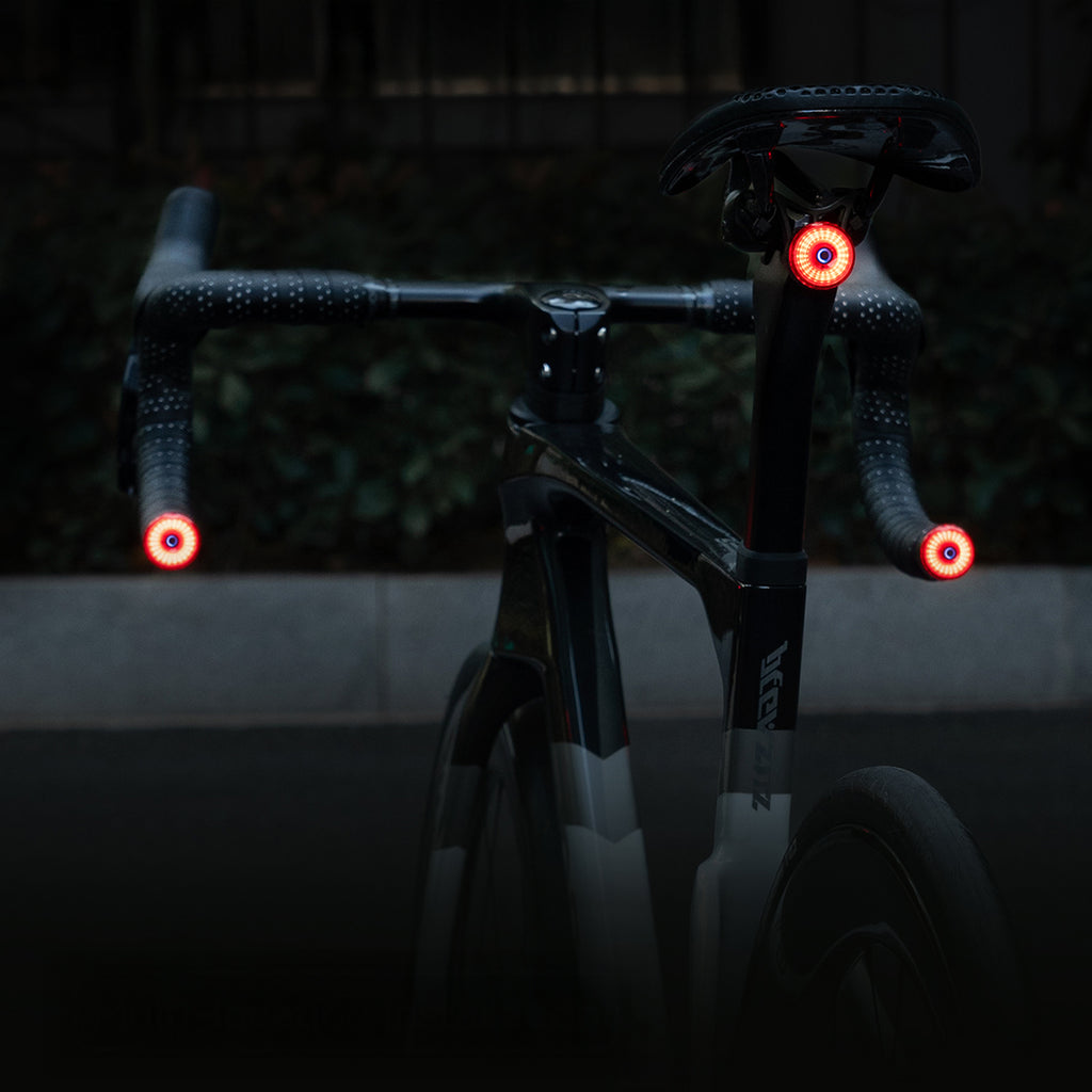 Wozinsky WIS-02 Nepralaidus vandens išmanusis galinė lempa 1vnt - Juoda -- Bicycle Lights