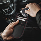 Tech-Protect KLR100 RFID dėklas raktams – juodai raudonas -- Others