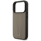 Mercedes Leather The Move MagSafe Dėklas, skirtas iPhone 17 Pro – smėlio spalvos