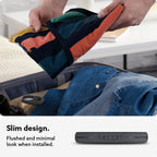 Spigen Vault dėklas Apple AirTag – juodas -- GPS Cases