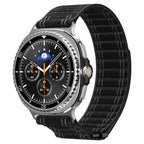 Spigen WBF0 dirželis, skirtas Samsung Galaxy Watch 40/44/46 mm – juodas