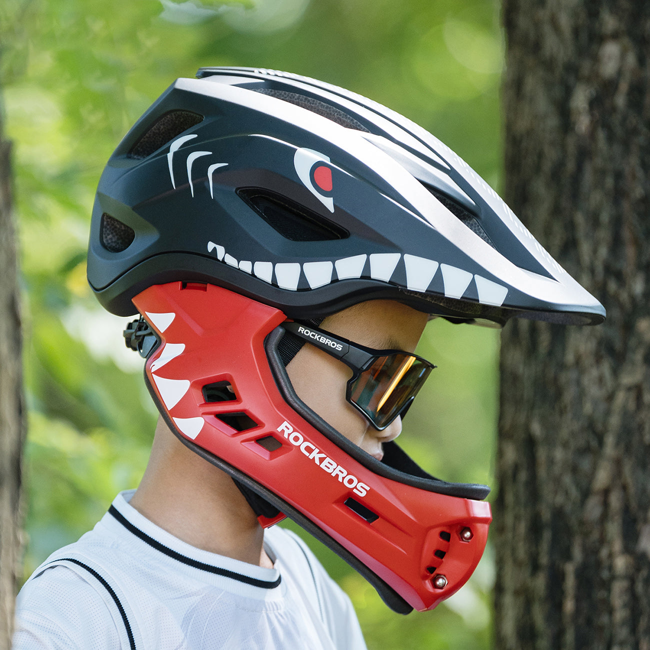 Rockbros TT-32005 Shark vaikų dviračio šalmas su nuimama žande M dydis (54-58 cm) - Juoda -- Bicycle Helmets