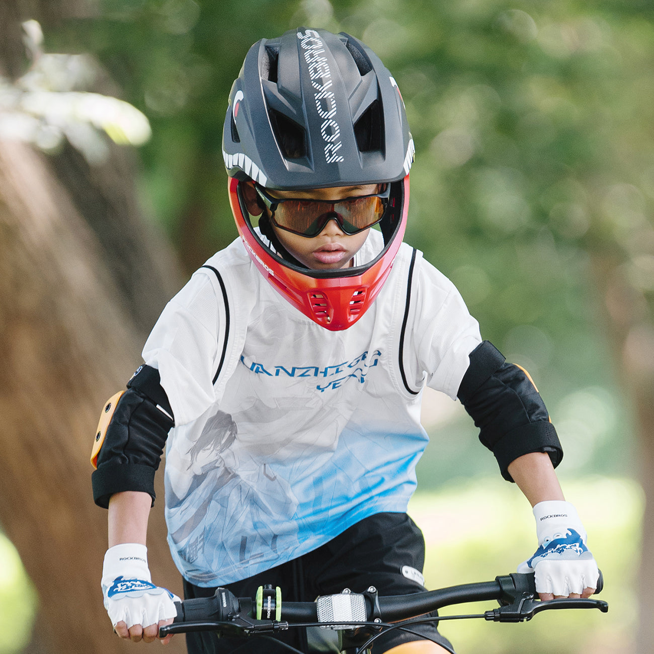 Rockbros TT-32006 Shark vaikų dviračio šalmas su nuimama žande S dydis (48-52 cm) - Juoda -- Bicycle Helmets