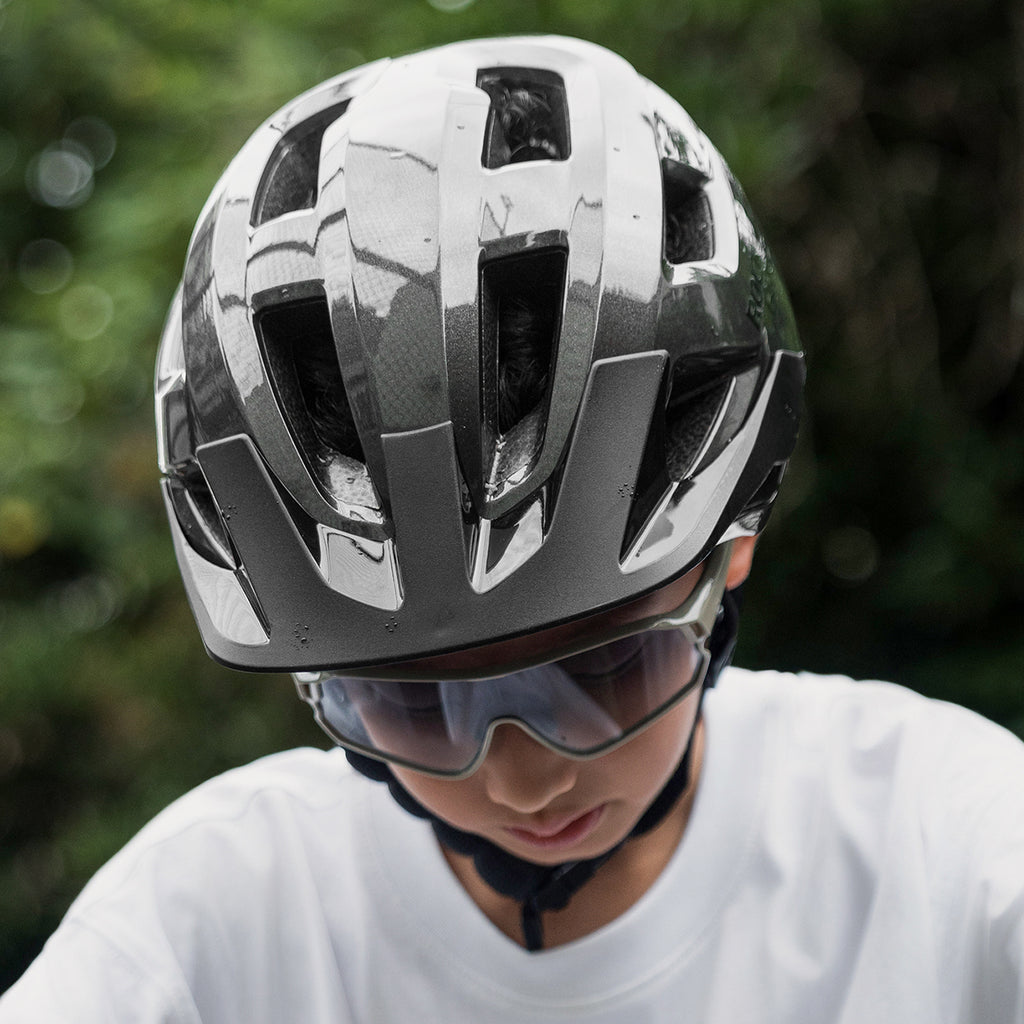 Rockbros LK-67 jaunimo dviračio šalmas su nuimamu skydiu 54–58 cm - pilkas -- Bicycle Helmets
