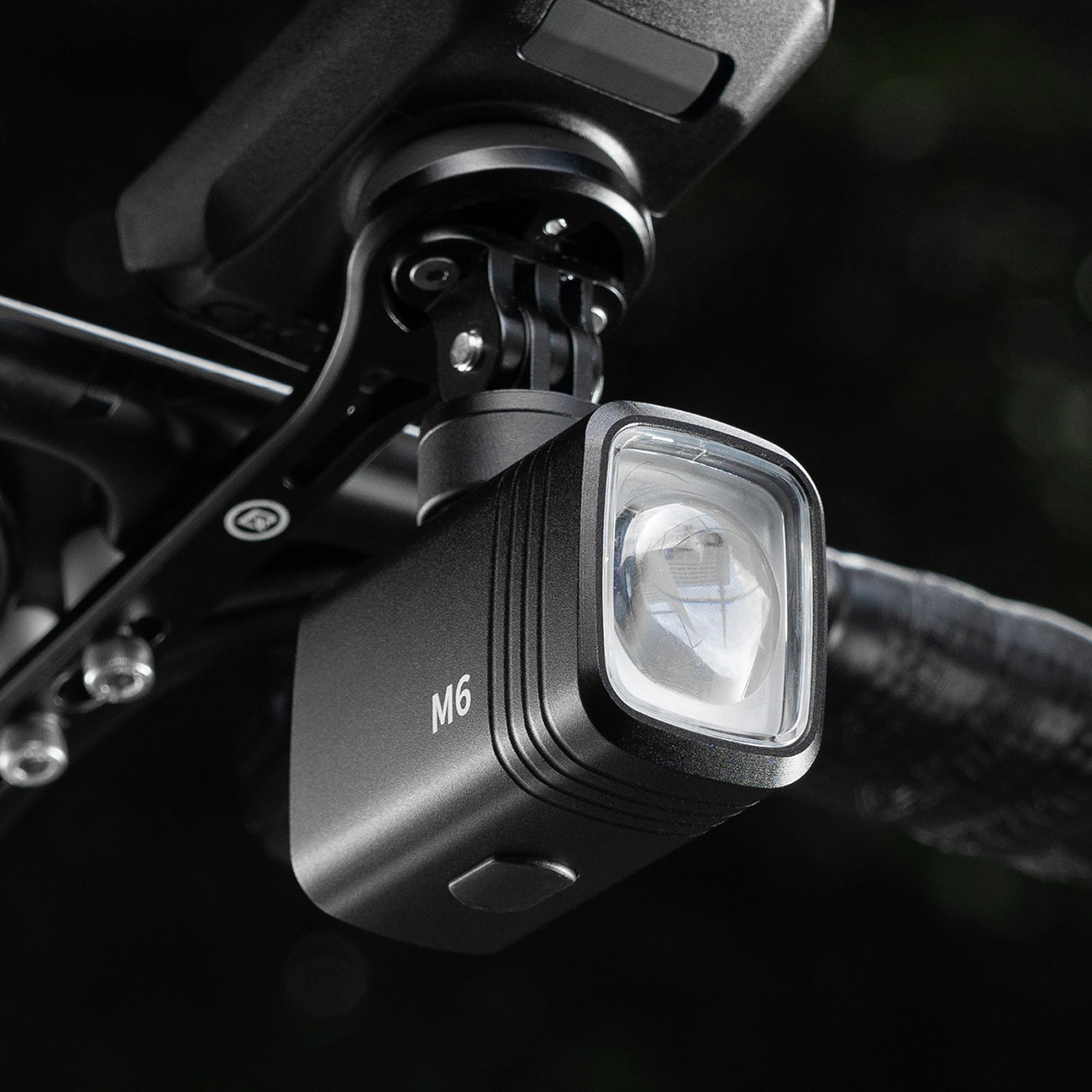 Rockbros M6 1000 lm priekinė dviračio lempa 2800 mAh akumuliatorius - juoda -- Bicycle Lights