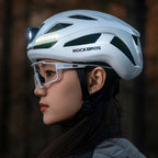 Rockbros ZK-077 dviračio šalmas su integruota daugiakryptine apšvietimo sistema 57-61 cm - baltas -- Bicycle Helmets