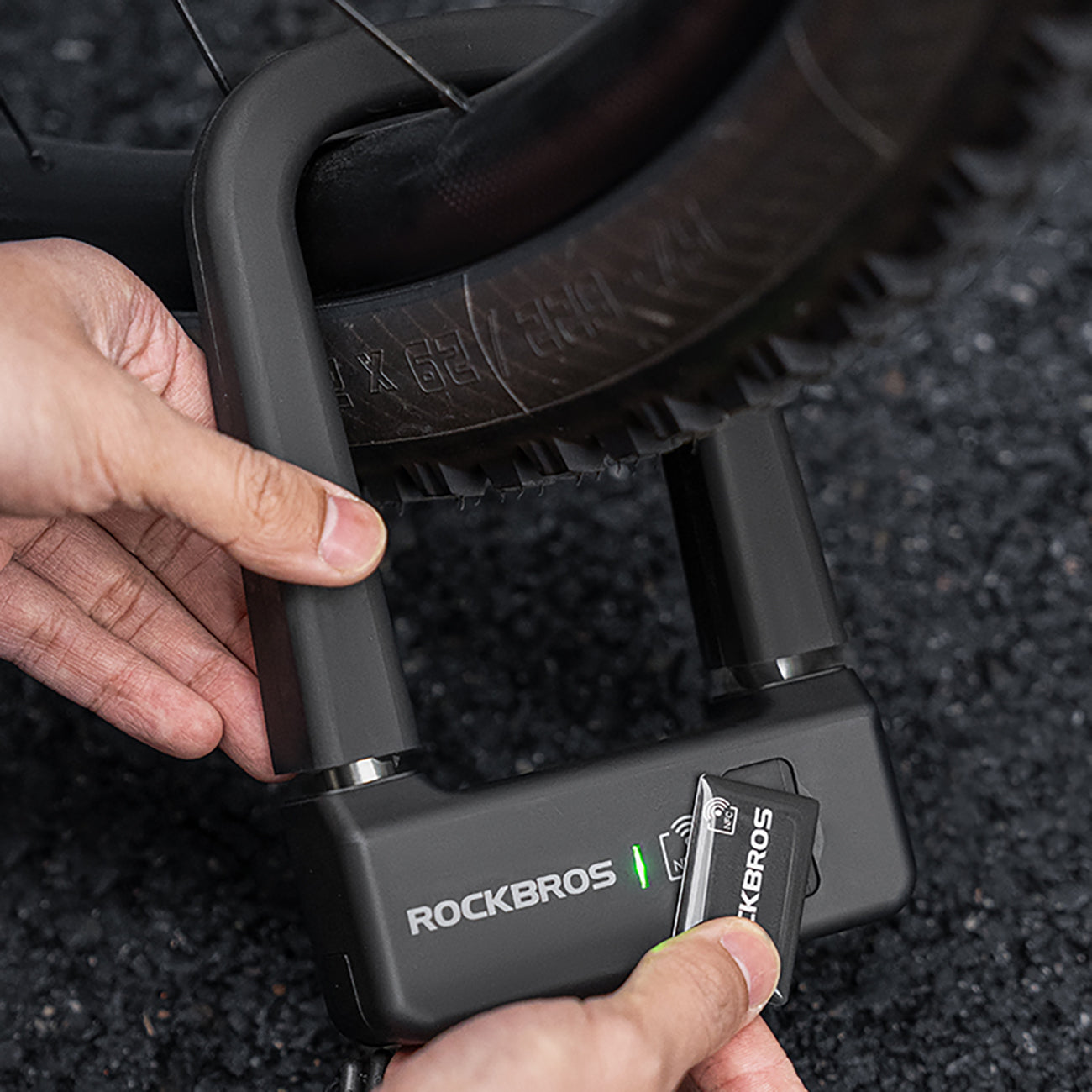 Rockbros RBNS1 SMART Dviračio spyna su NFC skaitytuvų - juoda -- Bicycle Locks