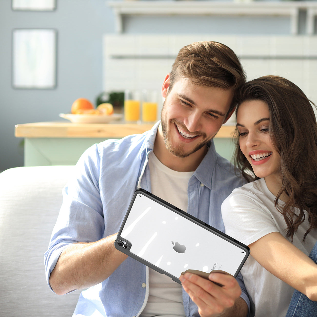Dux Ducis Magi dėklas, skirtas iPad Pro 13" (2024/2025) su stovu – juodas