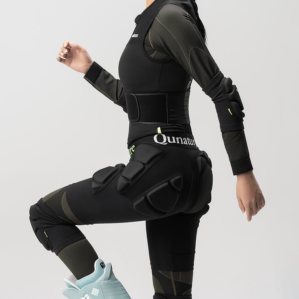 Qunature Ski Advanced XL apsauginės šortės šlaunims - slidės, snouboardi, čiužiniai - juoda -- Cycling Accessories