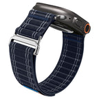 Spigen WBF0 dirželis, skirtas Apple Watch 44/45/46/49 mm – tamsiai mėlynas
