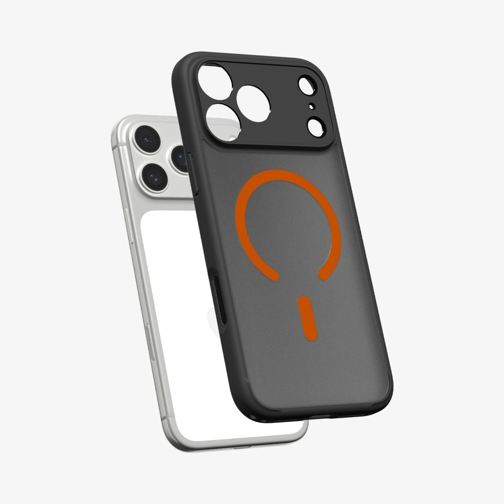 Spigen Ultra Hybrid MagSafe dėklas iPhone 17 Pro – juodas/oranžinis