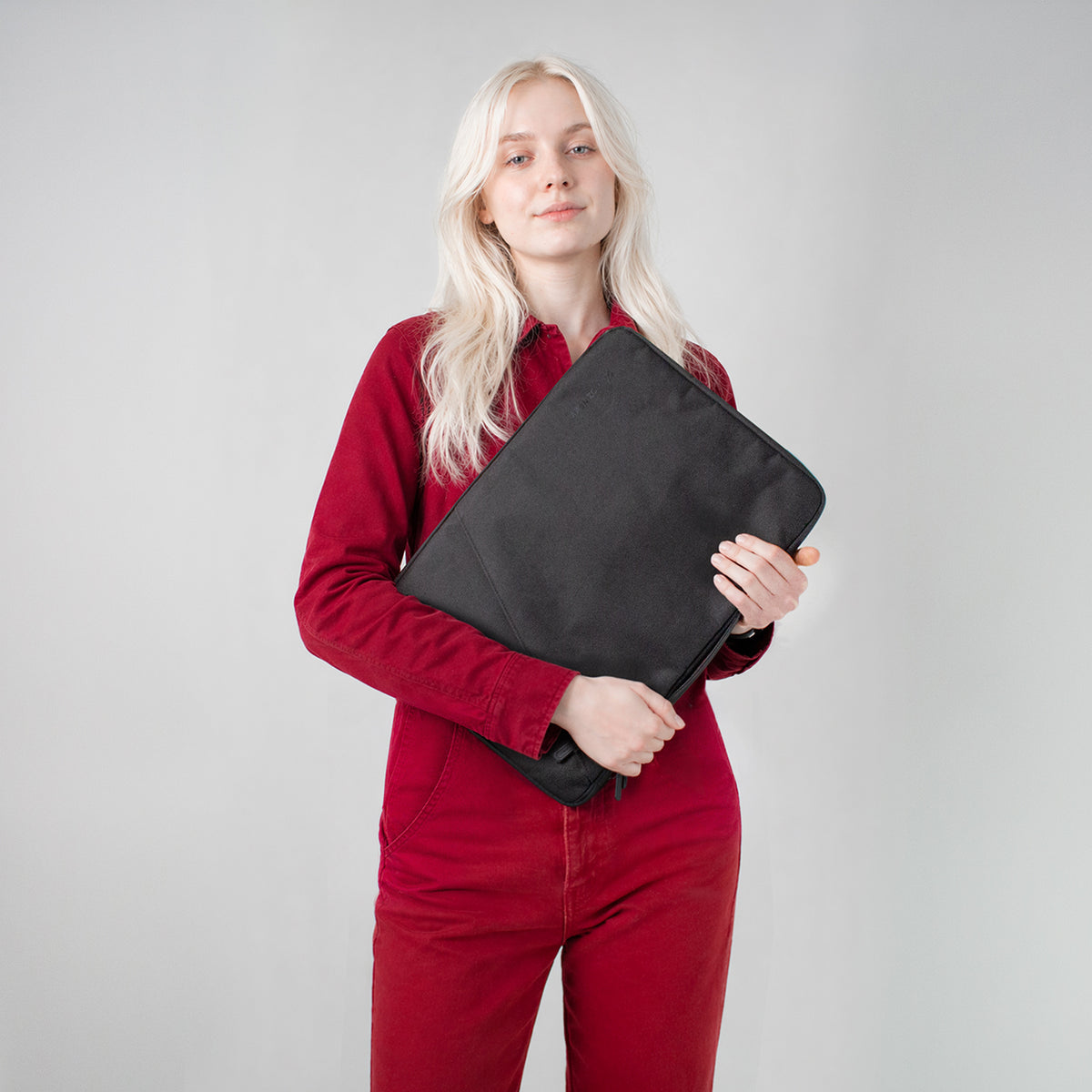 Wozinsky WTNP-17B 17" nešiojamojo kompiuterio krepšys su ištraukiamu rankeniu - juoda -- Laptop Bags
