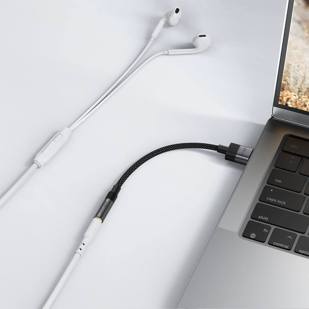 Acefast J13 USB-A į 3,5 mm mini jack adapteris - juodas -- Audio Adapters