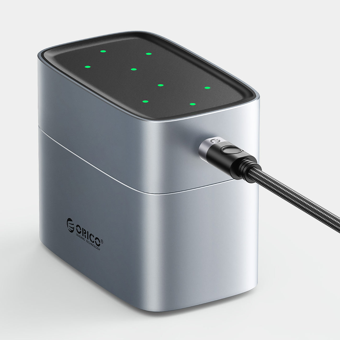 Orico EV8 AA Lithium akumuliatoriaus įkroviklis su saugojimo funkcija - Sidabrinė -- Batteries