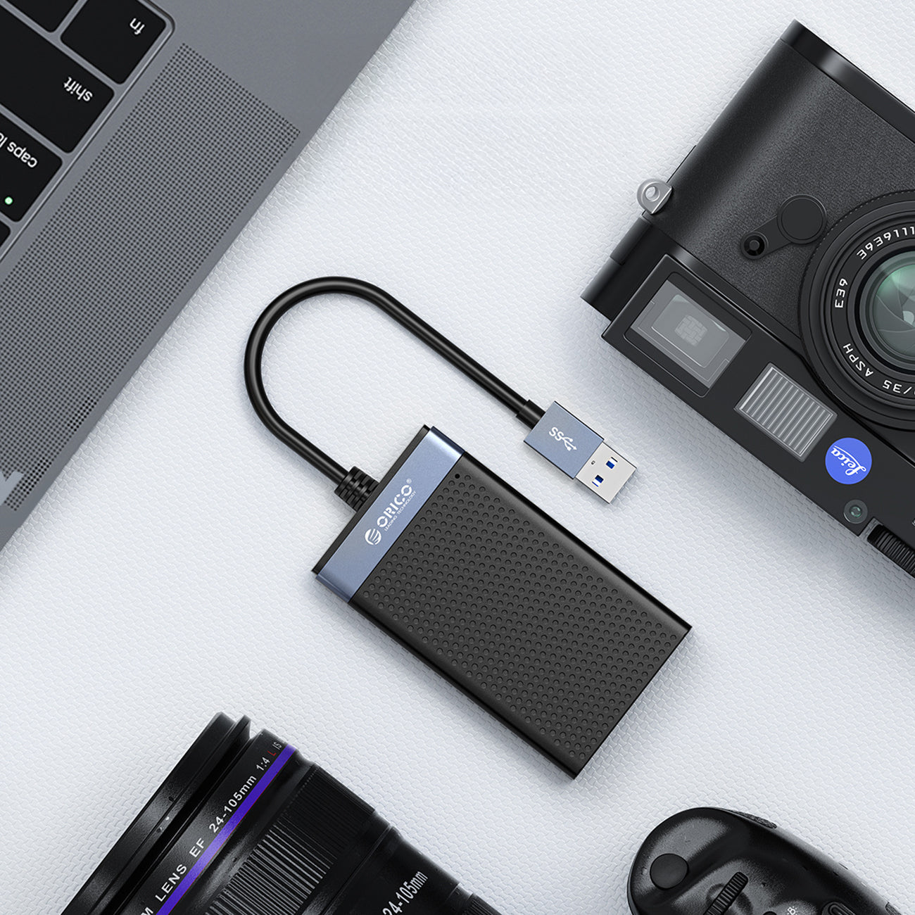 Orico CL4D-A3 USB-A 3.0 SD microSD CF MS 5 Gb/s Atminties kortelių skaitytuvas - Juoda ir sidabrinė -- Memory Card Readers