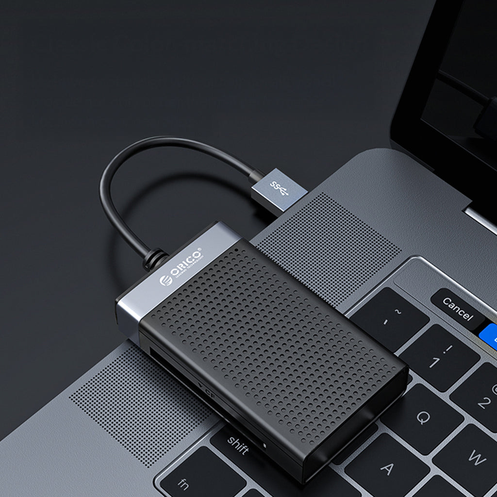 Orico CL4D-A3 USB-A 3.0 SD microSD CF MS 5 Gb/s Atminties kortelių skaitytuvas - Juoda ir sidabrinė -- Memory Card Readers