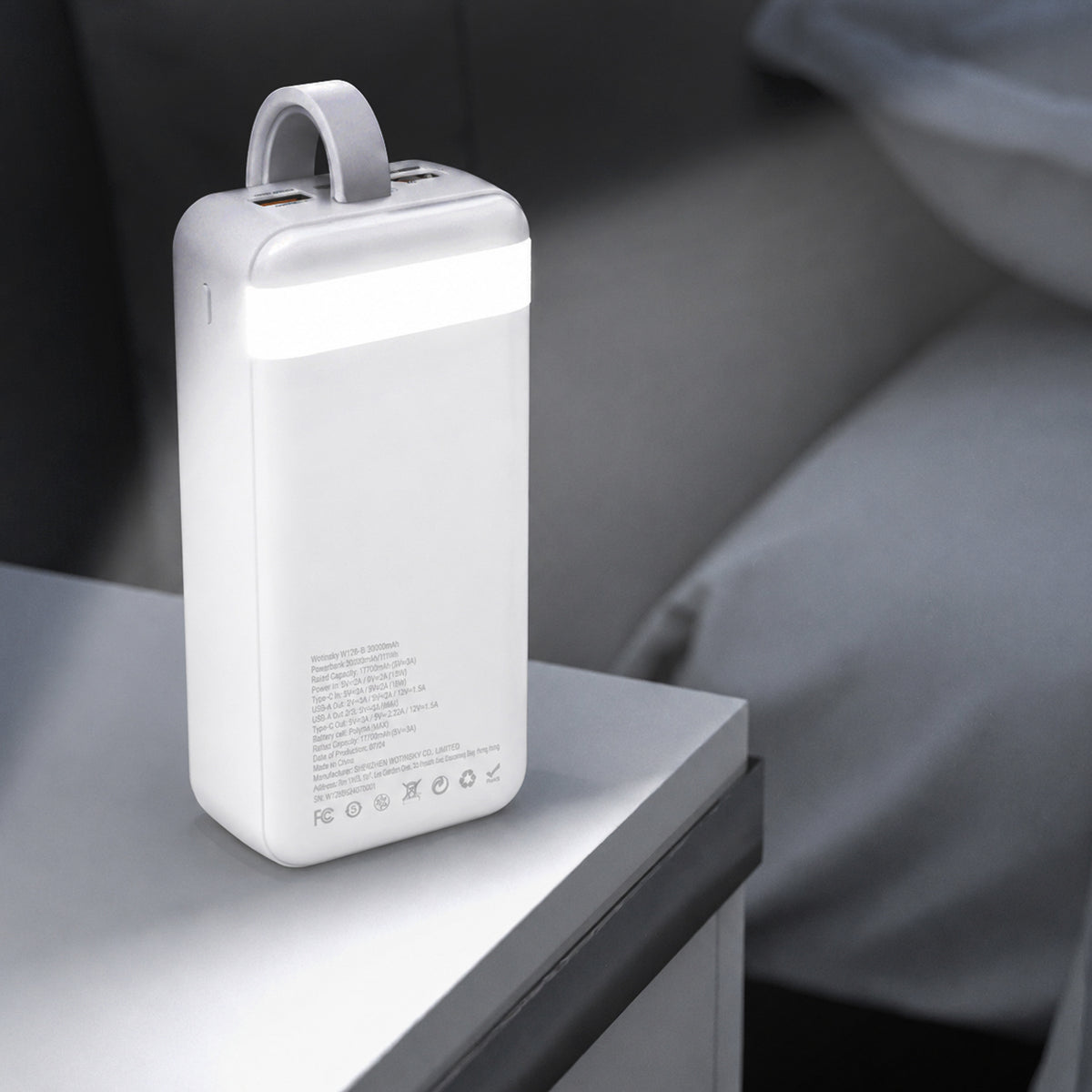 Wozinsky W8-W 30000mAh 30W powerbankas 2x USB-A ir USB-C su žibintu - Baltas -- Powerbanks