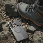 Tech-Protect Kevlar Aura MagSafe Dėklas, skirtas Samsung Galaxy S26 Ultra - Black and Orange -- Samsung Galaxy S26 Ultra