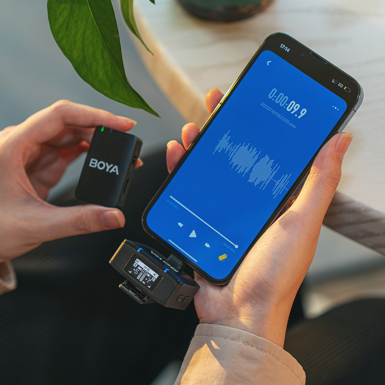 BOYA BOYAMIC 2-02 Belaidis mikrofonas 2.4 GHz USB-C - Juodas -- Microphones