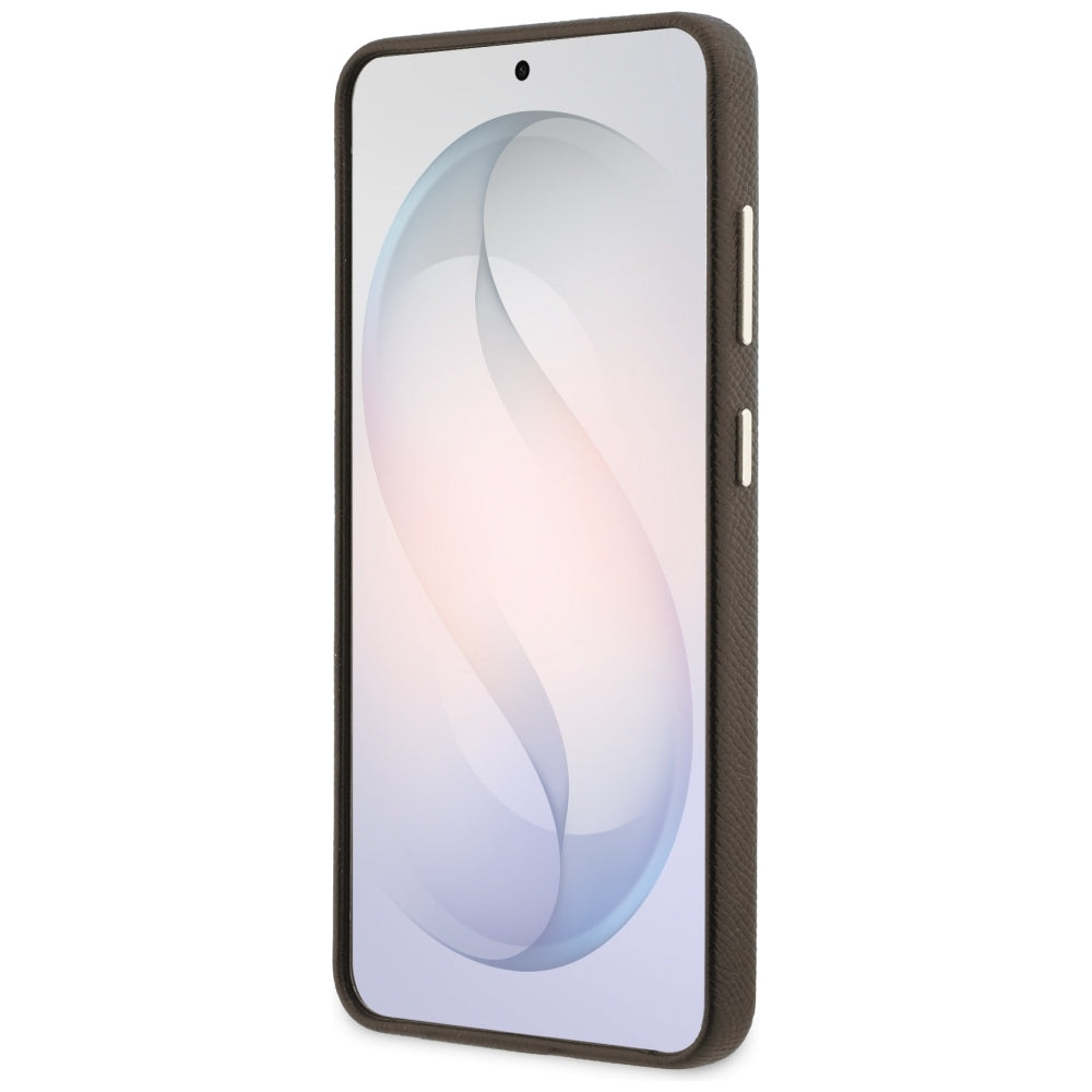 Guess Grained Big 4G Metalinis logotipo dėklas, skirtas Samsung Galaxy S26+ – rudas